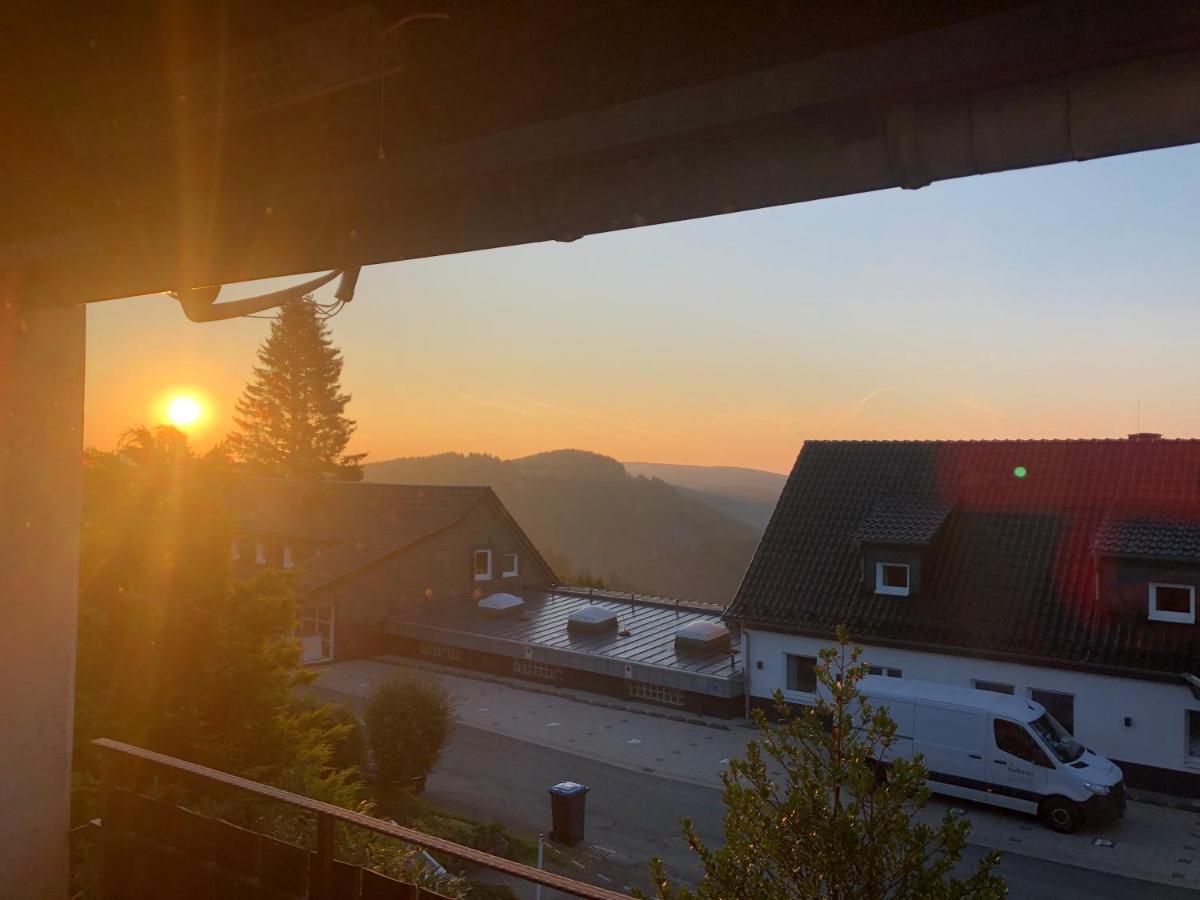 Veltins-Arena Fewo Buchenweg 27 Appartement Winterberg Exteriör bild